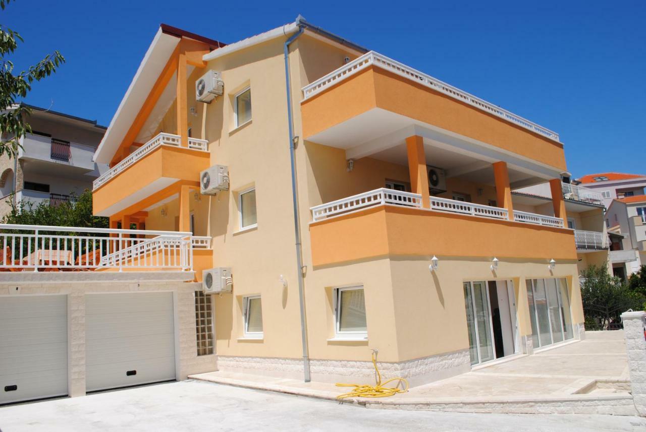 Ciovo Apartments Traù Esterno foto